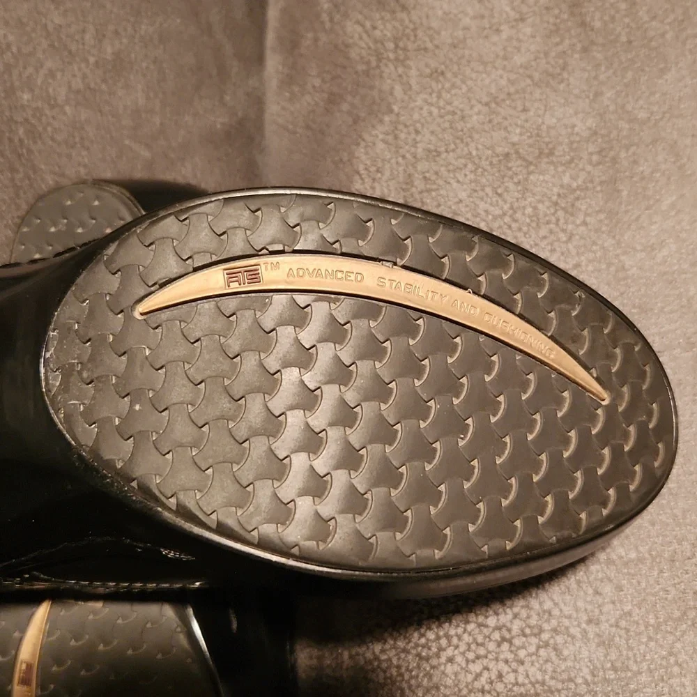 Ariat clogs - Picture 6 of 7